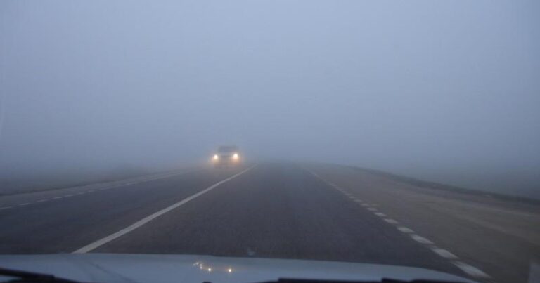 Завтра из-за тумана будет ограничена видимость на ряде дорог Азербайджана