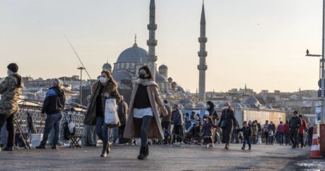 Свыше 60 тыс. новых случаев заражения коронавирусом выявлено в Турции