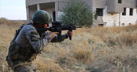 Спецназ Турции нейтрализовал 12 террористов на севере Сирии