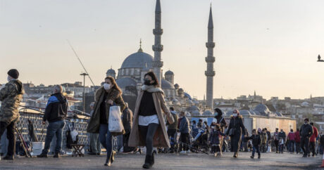 Около 15 тыс. новых случаев заражения коронавирусом выявлено в Турции