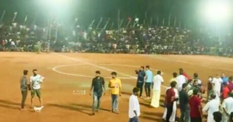 В Индии рухнула трибуна на футбольном матче