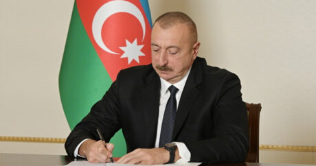 Президент Ильхам Алиев выделил Федерации борьбы Азербайджана один млн манатов