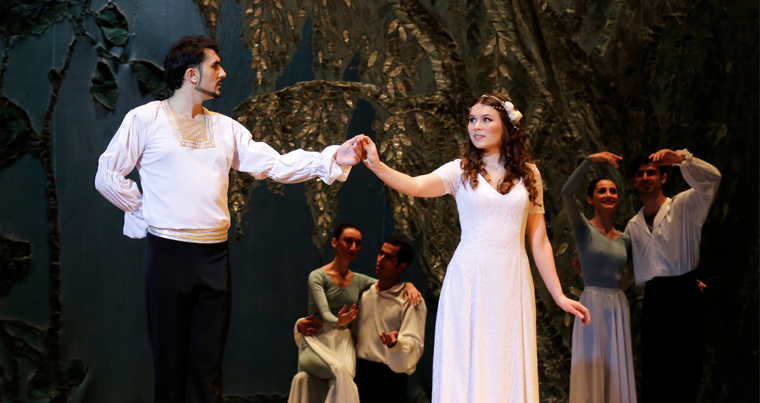 «Орфей и Эвридика»: премьера на бакинской сцене
