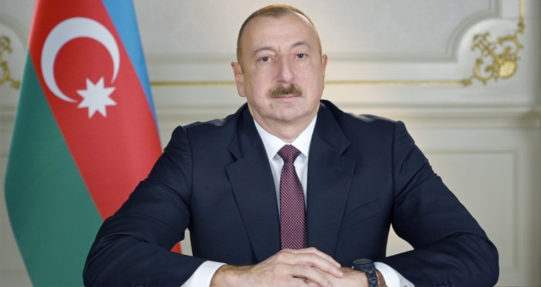 Президент Ильхам Алиев наградил группу лиц за заслуги в развитии азербайджанской диаспоры