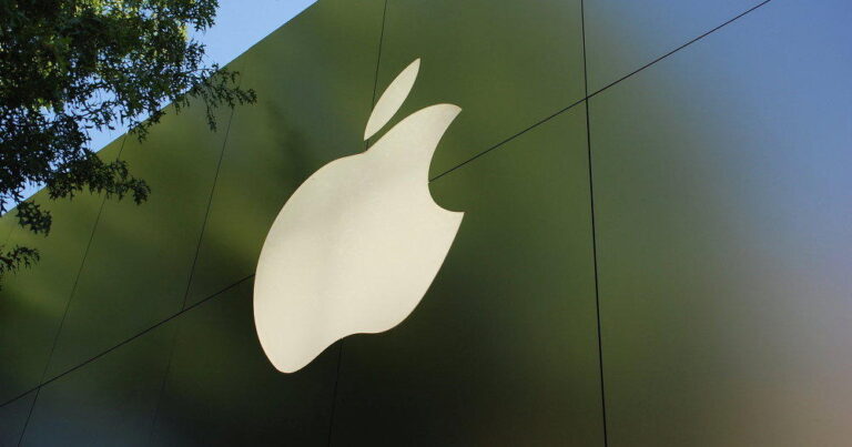 Квартальная выручка Apple выросла до $97,3 млрд