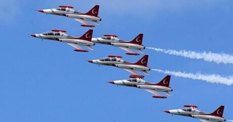 Пилотажная группа Turkish Stars возвращается в Турцию