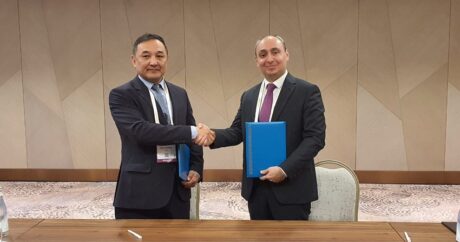 «Азеркосмос» подписал соглашение о сотрудничестве с казахстанской компанией
