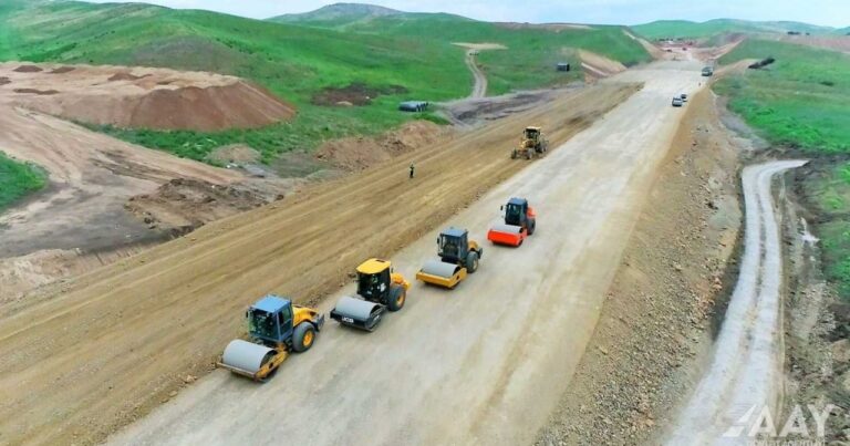 Продолжается строительство автодороги Горадиз-Джебраил-Зангилан-Агбенд