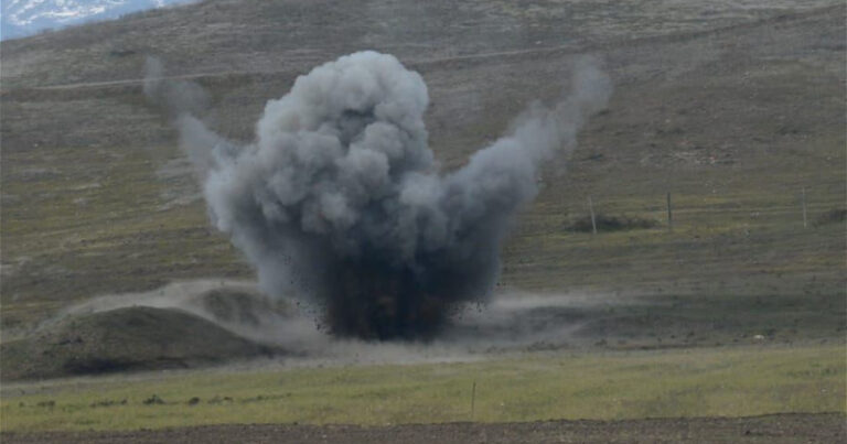 Азербайджанский военнослужащий подорвался на мине в Агдаме