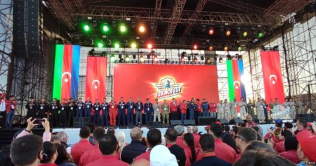 В Баку прошла церемония закрытия международного фестиваля авиации и космоса TEKNOFEST