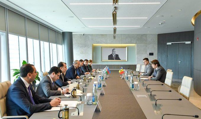 Азербайджан и Молдова обсудили сотрудничество в сфере продвижения инвестиций