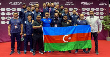 Сборная Азербайджана по греко-римской борьбе во второй раз подряд стала чемпионом Европы