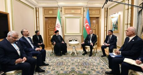 Президент Ильхам Алиев встретился с Президентом Ирана Сейедом Эбрахимом Раиси