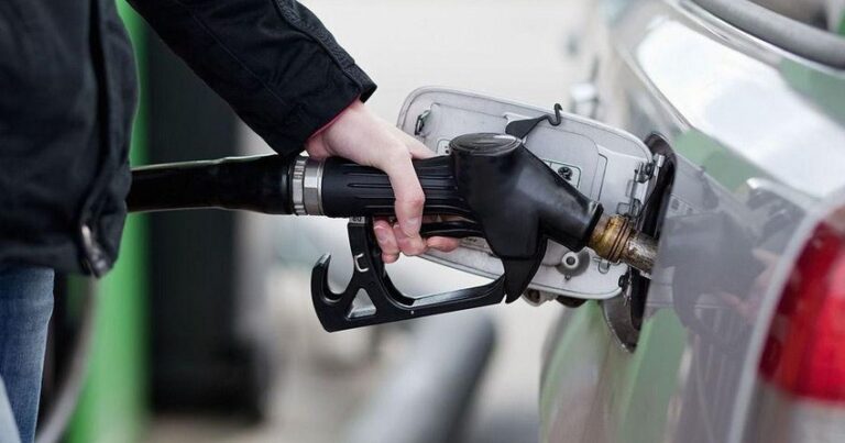 В Азербайджане изменилась стоимость бензина премиум-класса Aİ-95