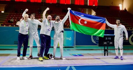 Исламиада: Мужская сборная Азербайджана по фехтованию завоевала золото