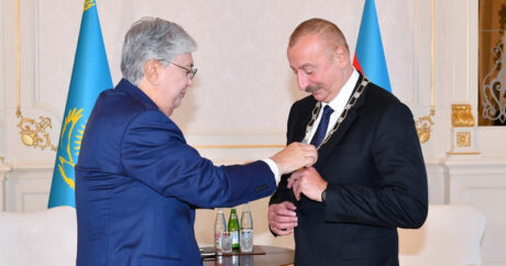 Президент Ильхам Алиев награжден высшим орденом Казахстана