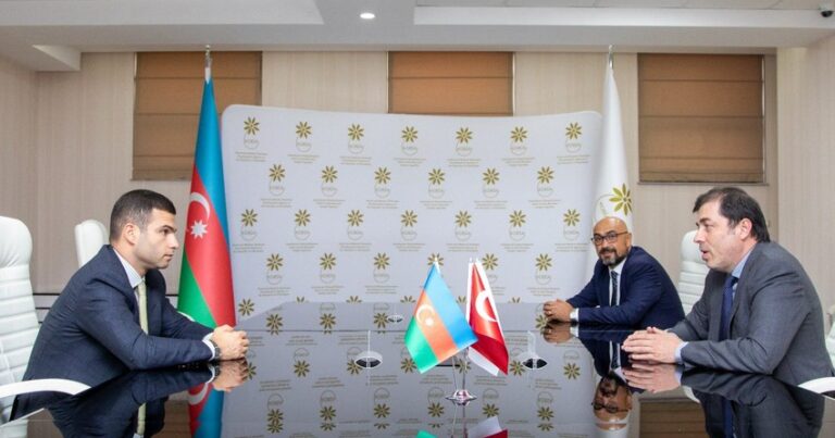 Председатель KOBİA встретился с гендиректором компании Albayrak İnşaat