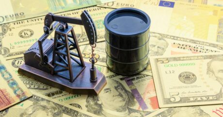 Цена нефти Brent превысила $103 за баррель