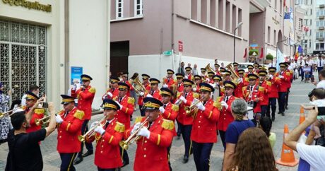 Азербайджанский военный оркестр участвует в фестивале в честь Дня Победы Турции