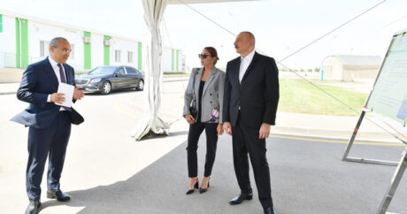 Президент Ильхам Алиев и первая леди Мехрибан Алиева ознакомились с предприятием Grand-Agro Invitro