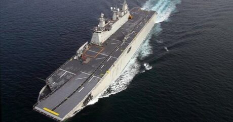 В Турции продолжаются испытания флагмана ВМС: десантного корабля Anadolu