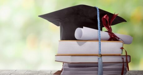 Учащимся профессиональных учебных заведений могут выдавать образовательные кредиты