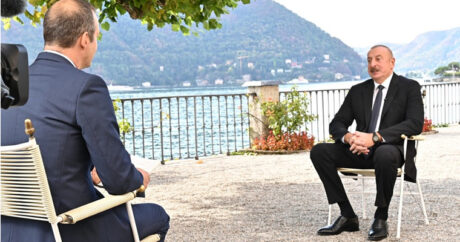 Президент Ильхам Алиев дал интервью итальянской газете