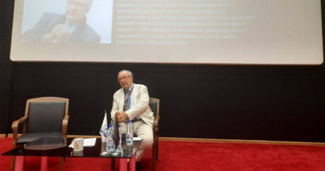 Кшиштоф Занусси провел мастер-класс на Ташкентском кинофестивале