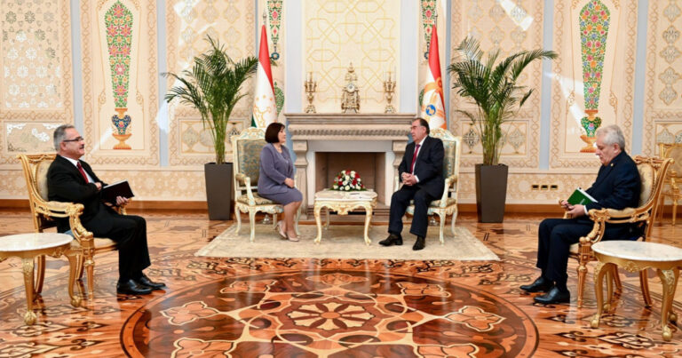 Сахиба Гафарова встретилась с президентом Республики Таджикистан