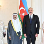 Президент Ильхам Алиев принял верительные грамоты новоназначенного посла Кувейта