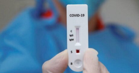 Ученый: Штаммы коронавируса меняются примерно раз в восемь месяцев