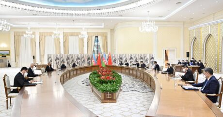 В Самарканде состоялась встреча Ильхама Алиева с Председателем Китайской Народной Республики Си Цзиньпином