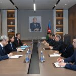 Глава МИД Азербайджана обсудил с советником Президента Франции ситуацию в регионе