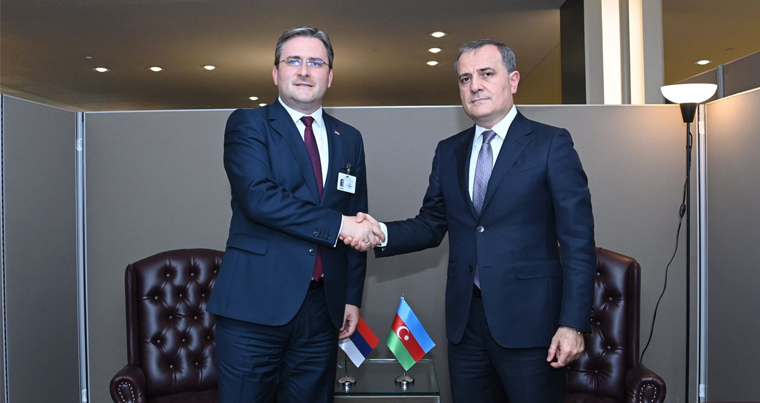 Состоялась встреча между главами МИД Азербайджана и Сербии