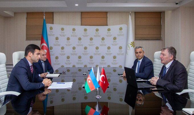 Обсужден вопрос инвестиций турецкой компании в строительную промышленность Азербайджана
