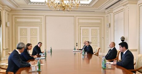 Президент Ильхам Алиев принял советника Кабинета Президента Франции
