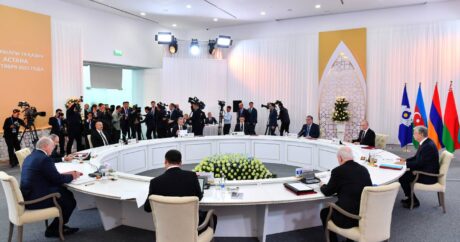 Президент Ильхам Алиев принял участие в заседании Совета глав государств СНГ в Астане