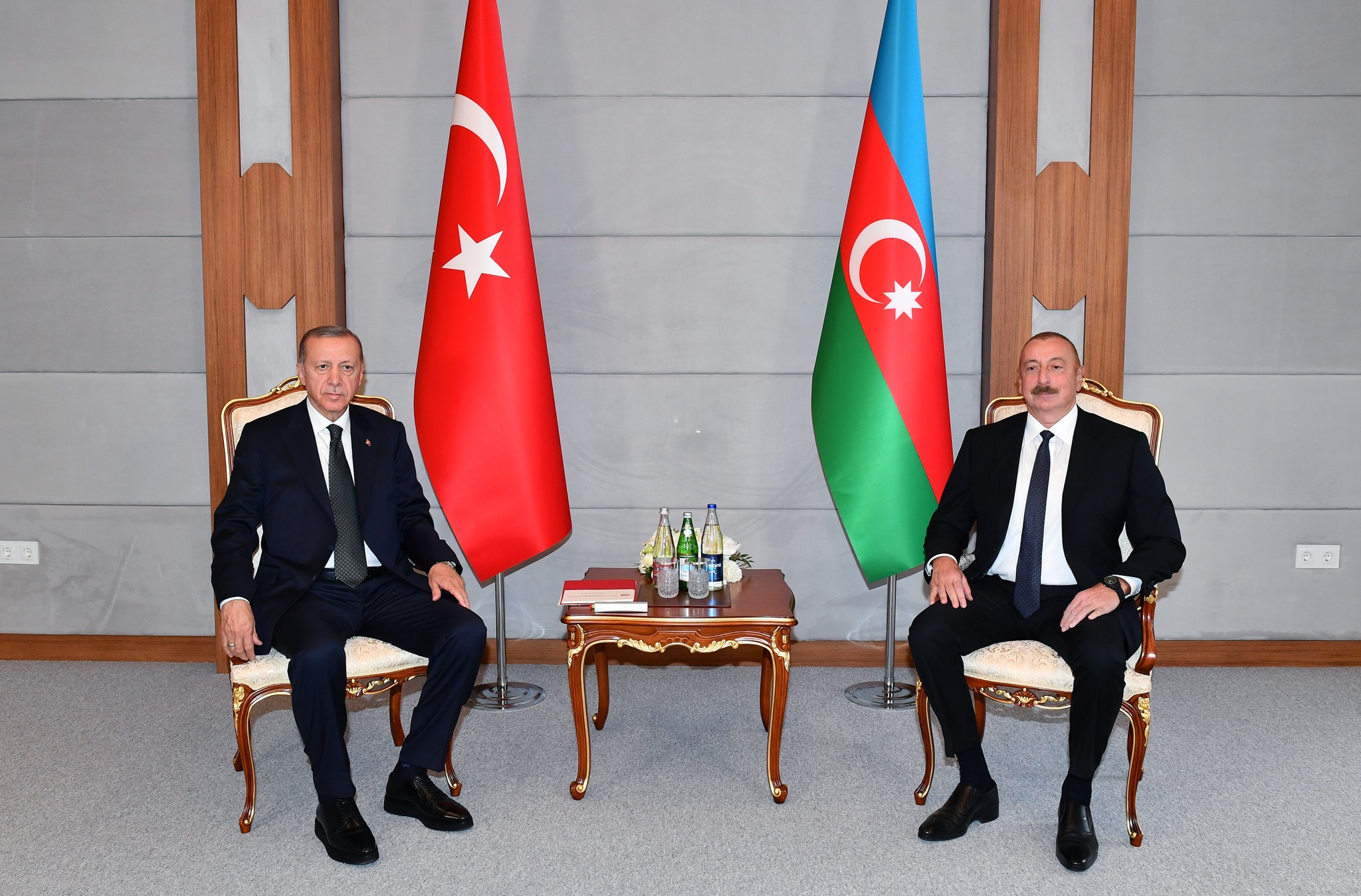 Братья азербайджана. Посол Турции в Азербайджане. Переговоры президентов. Глава государства Турции.