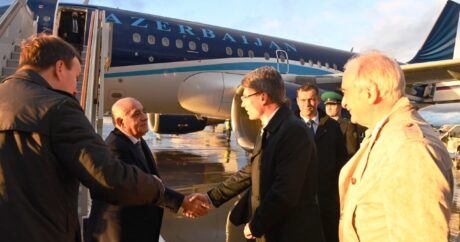 Премьер-министр Азербайджана прибыл с рабочим визитом в Россию