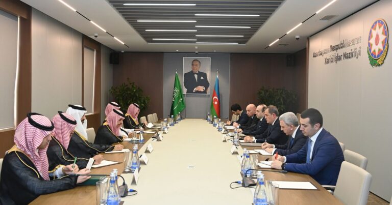 В МИД Азербайджана обсудили сотрудничество с Саудовской Аравией