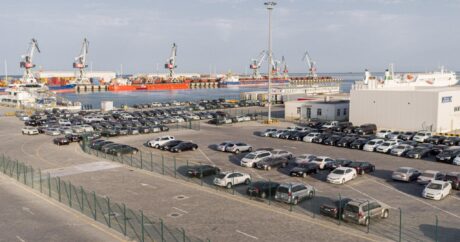 Перевозки колесной техники по Бакинскому порту выросли втрое