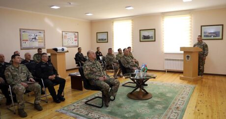 Министр обороны Узбекистана посетил воинские части Азербайджана