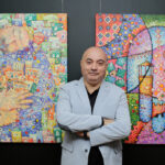 Путешествие в мир ярких красок: в Баку открылась выставка Мир Азера Абдуллаева