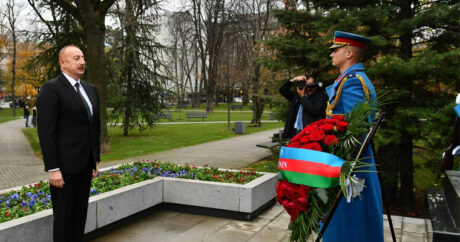 Ильхам Алиев посетил памятники Гейдару Алиеву и Милораду Павичу в парке Ташмайдан