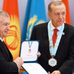 Вручены награды тюркского мира