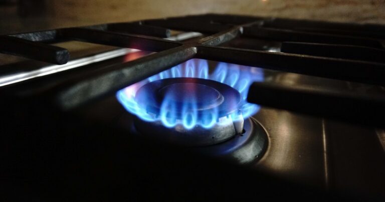 «Азеригаз» назвал число не превысивших лимит потребления газа абонентов