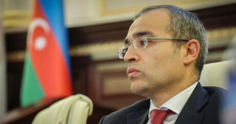 Президент федерации пожелал успехов азербайджанским борцам на Кубке мира