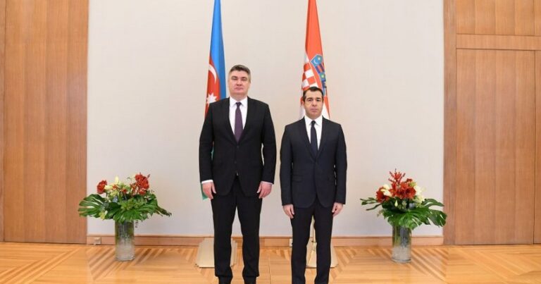 Посол Азербайджана вручил верительные грамоты президенту Хорватии