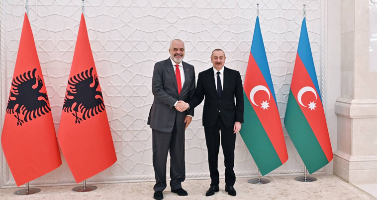 Состоялась встреча один на один Президента Ильхама Алиева с премьер-министром Албании