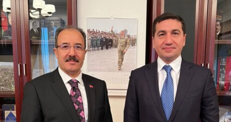Помощник президента Азербайджана встретился с турецким послом